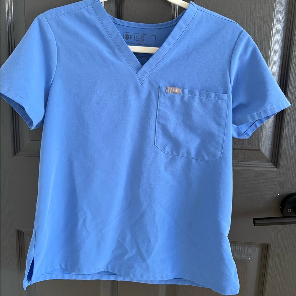 Figs Catarina One-Pocket Scrub Top Ceil Blue